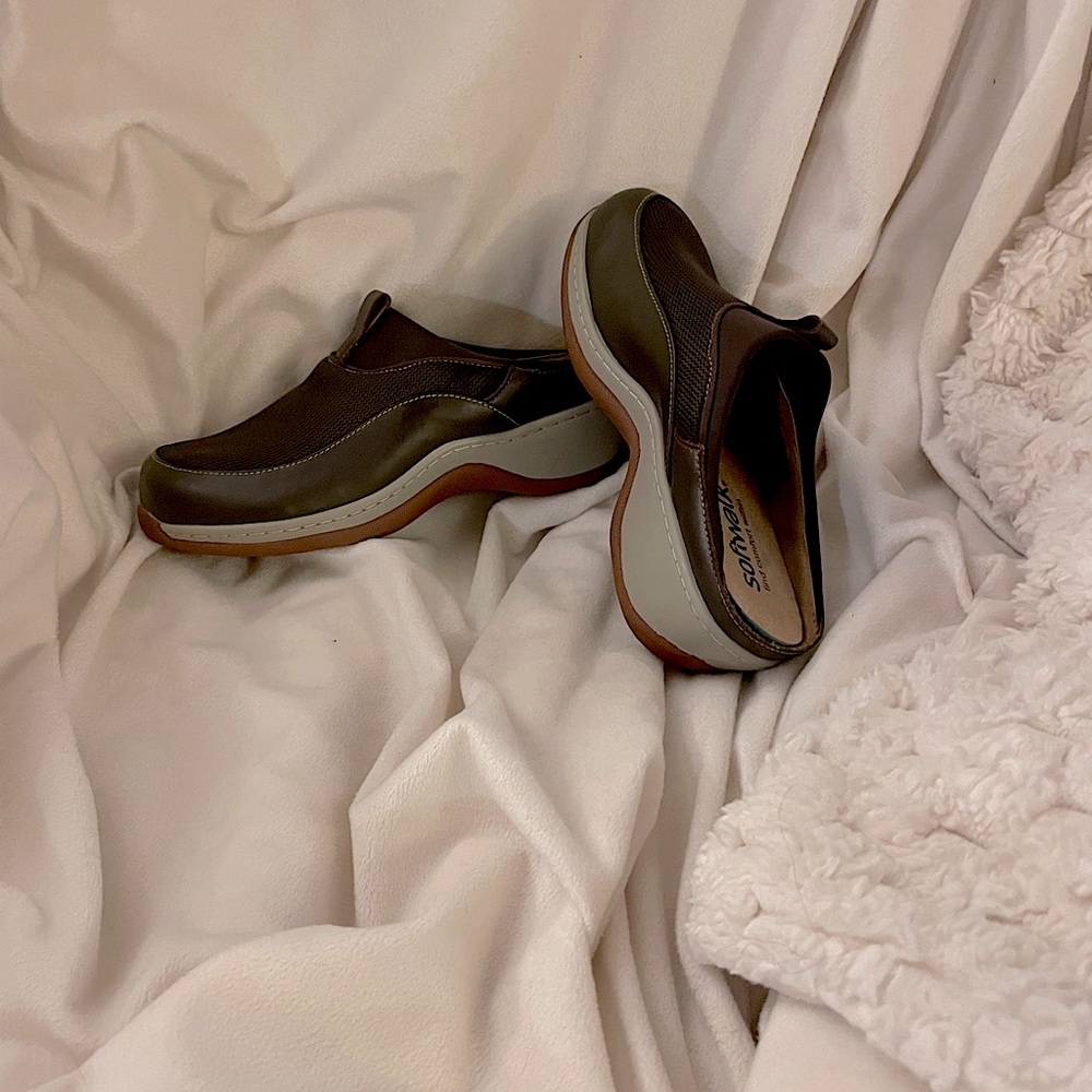 Skechers Brown Slip-On Shoes. New without tags